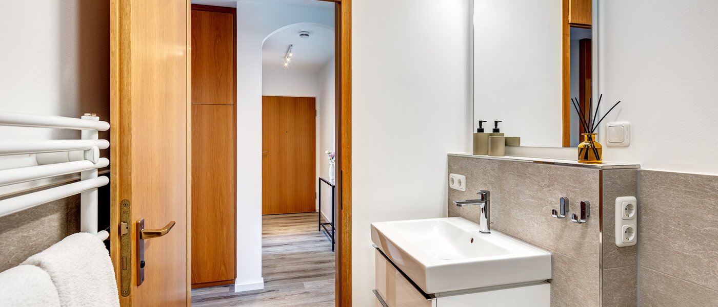 apartment München Moosach 03 bathroom 12317