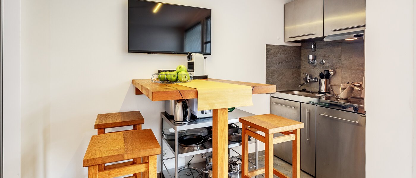 studio München Maxvorstadt 02 kitchen 12325
