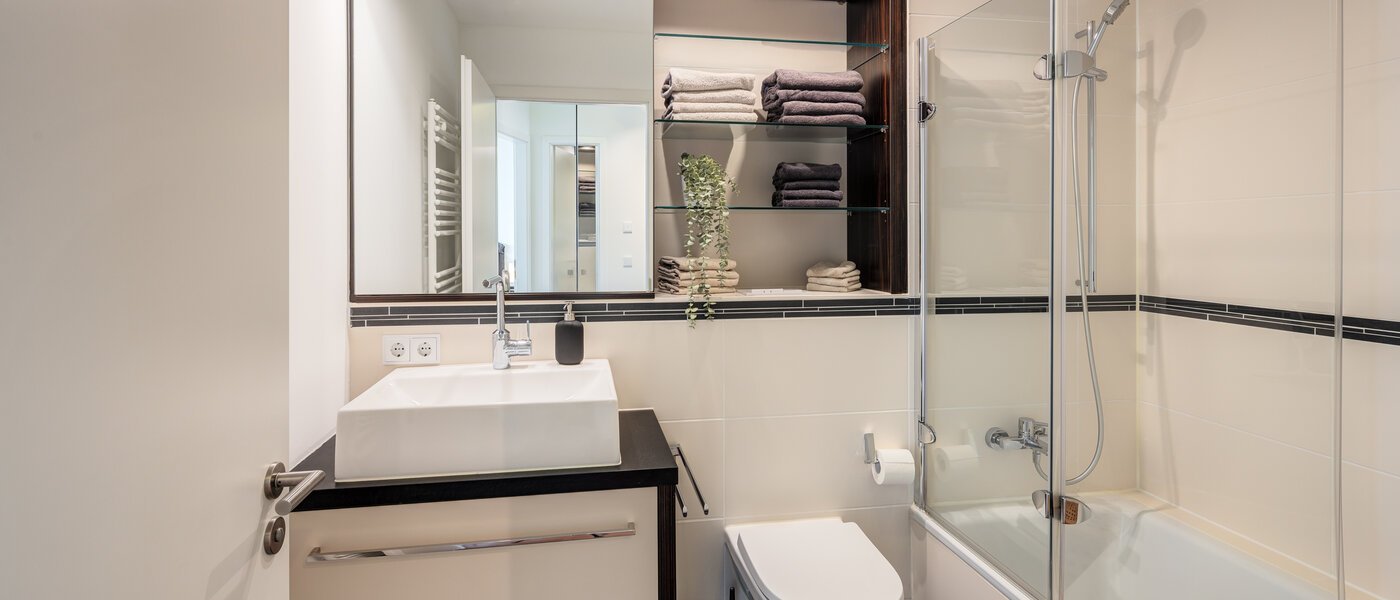 apartment München Haidhausen 01 1. bathroom 12333