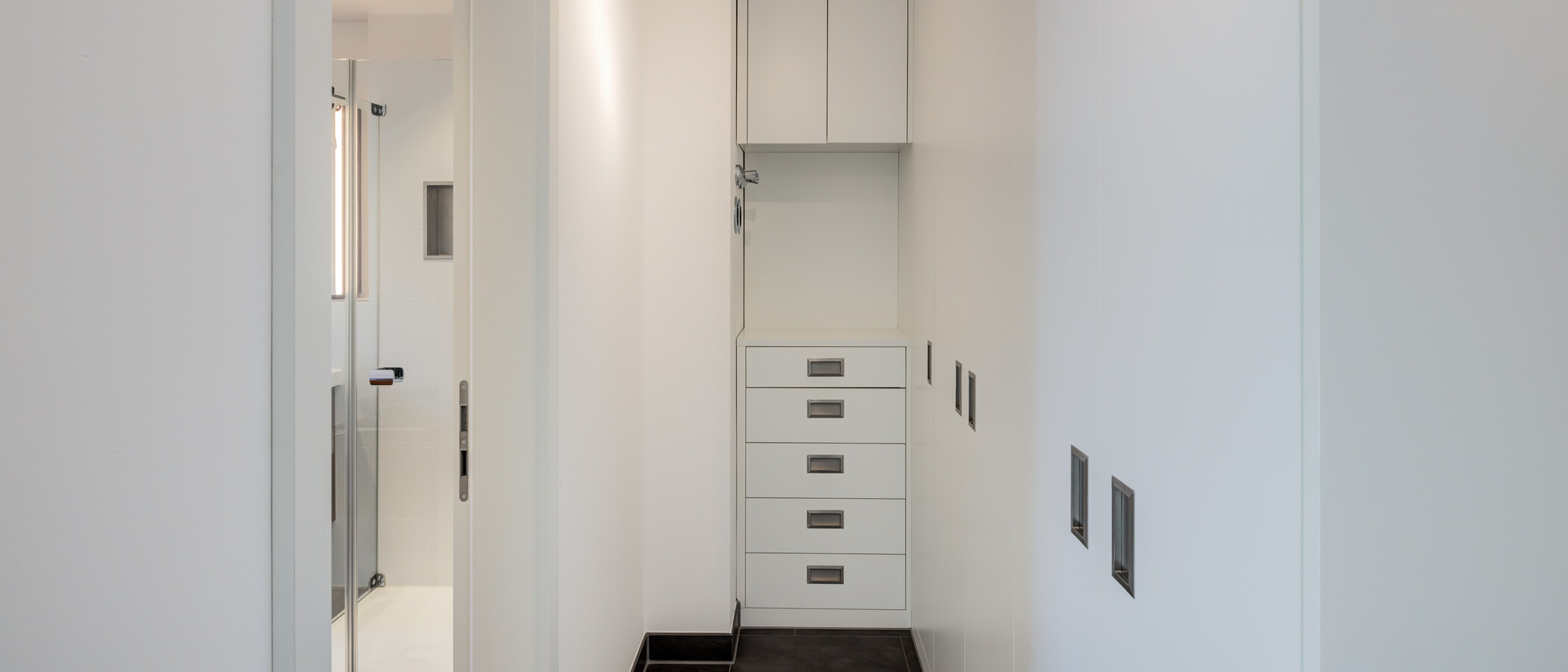 apartment München Pasing 01 dressing room 12344