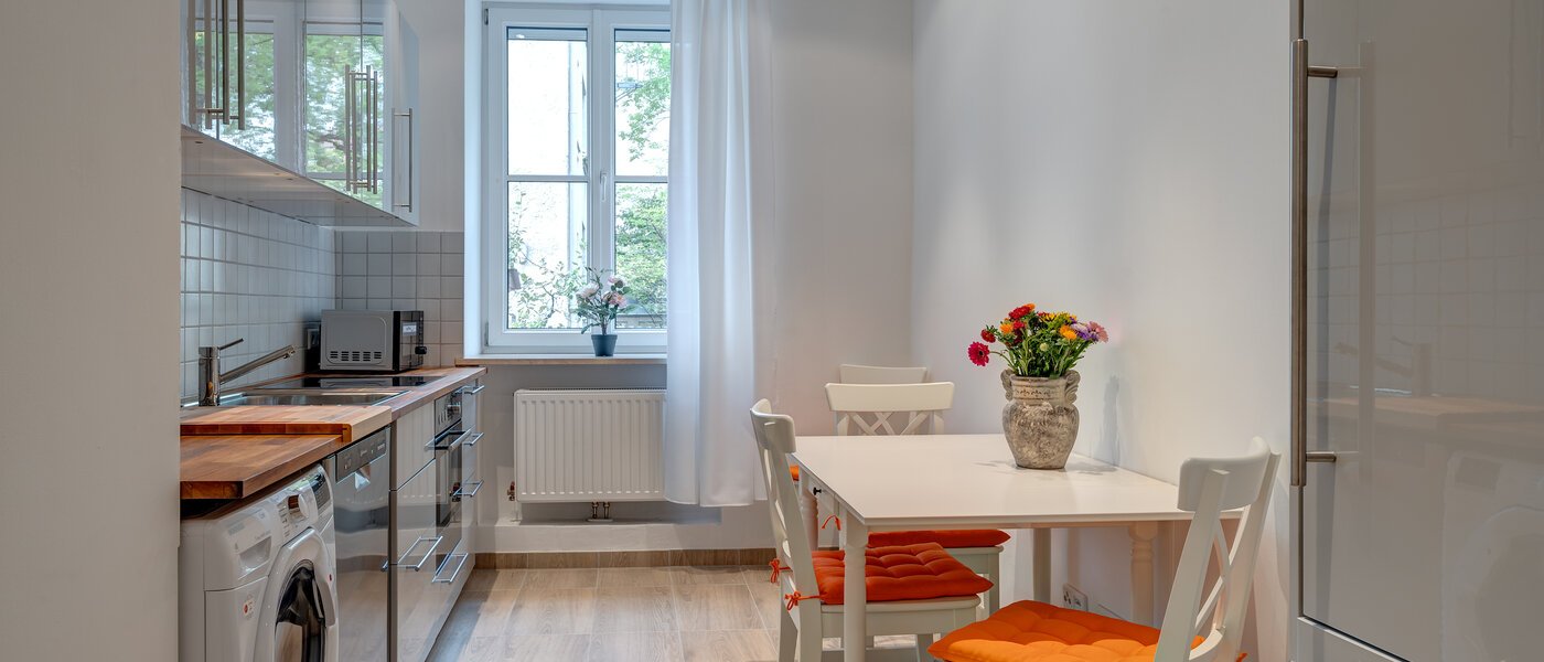 apartment München Neuhausen 01 kitchen 12363