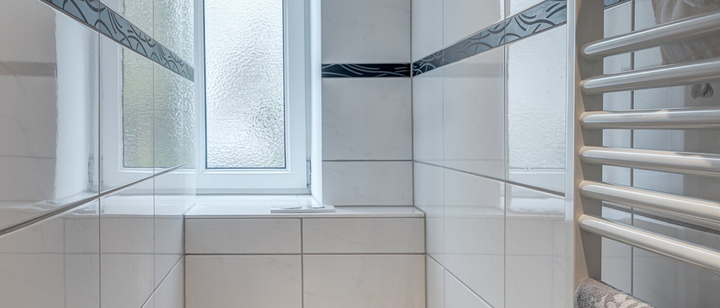 apartment München Neuhausen 02 bathroom 12363