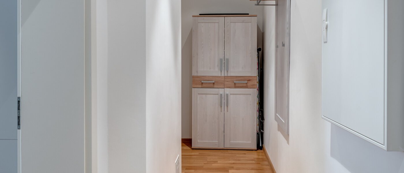 apartment München Neuhausen 02 hall 12363