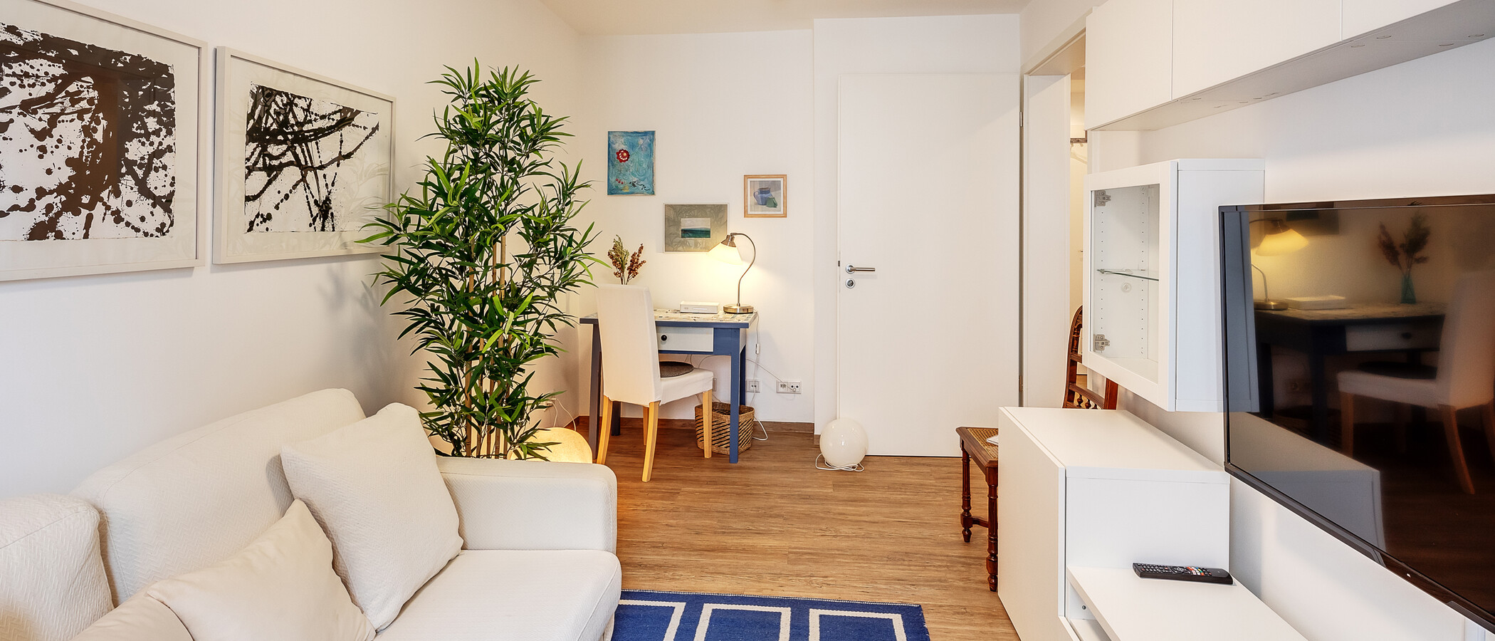 apartment München Isarvorstadt 04 living area 12369
