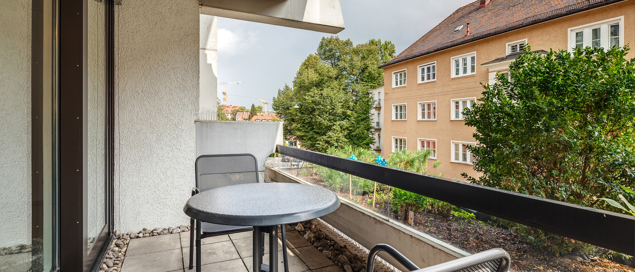 apartment München Schwabing-Nord (zw. Belgrad- & Leopoldstraße) 01 balcony 1238
