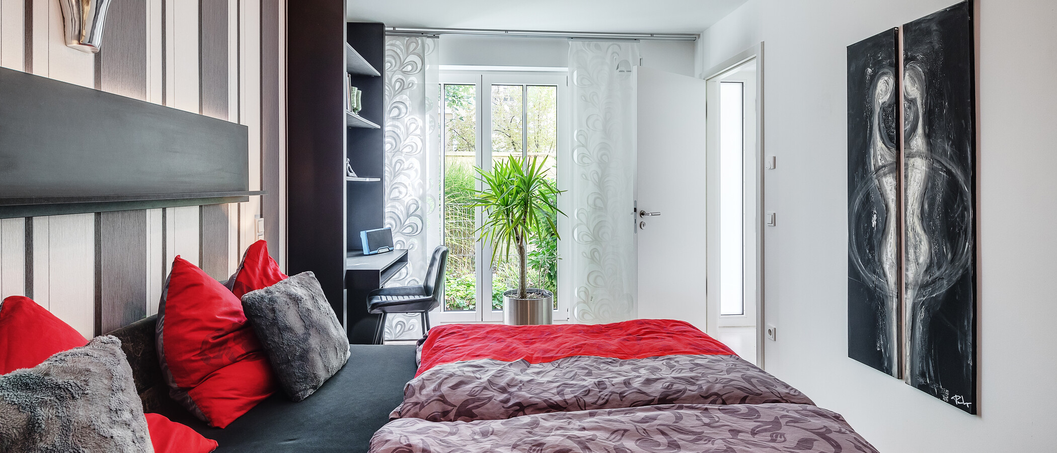 apartment with garden 	 München Schwabing (rechts der Leopoldstraße) 03 bedroom 12380