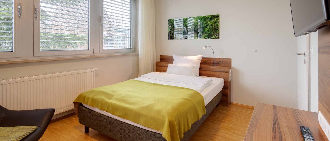 apartment Ismaning 01 sleeping area 12383