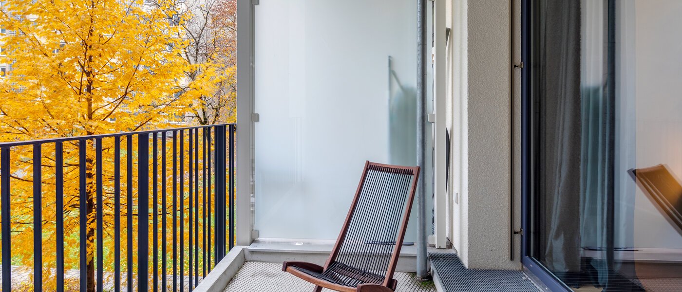 apartment München Bogenhausen 01 balcony 12389