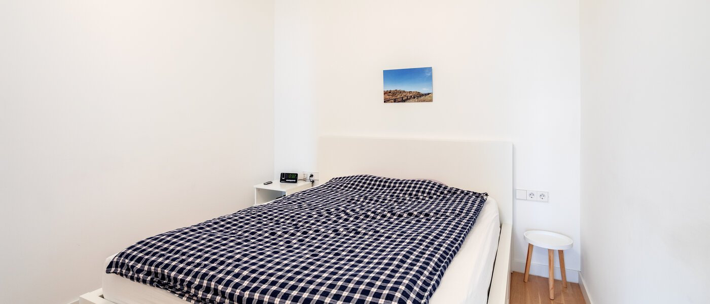 apartment München Bogenhausen 01 sleeping area 12389