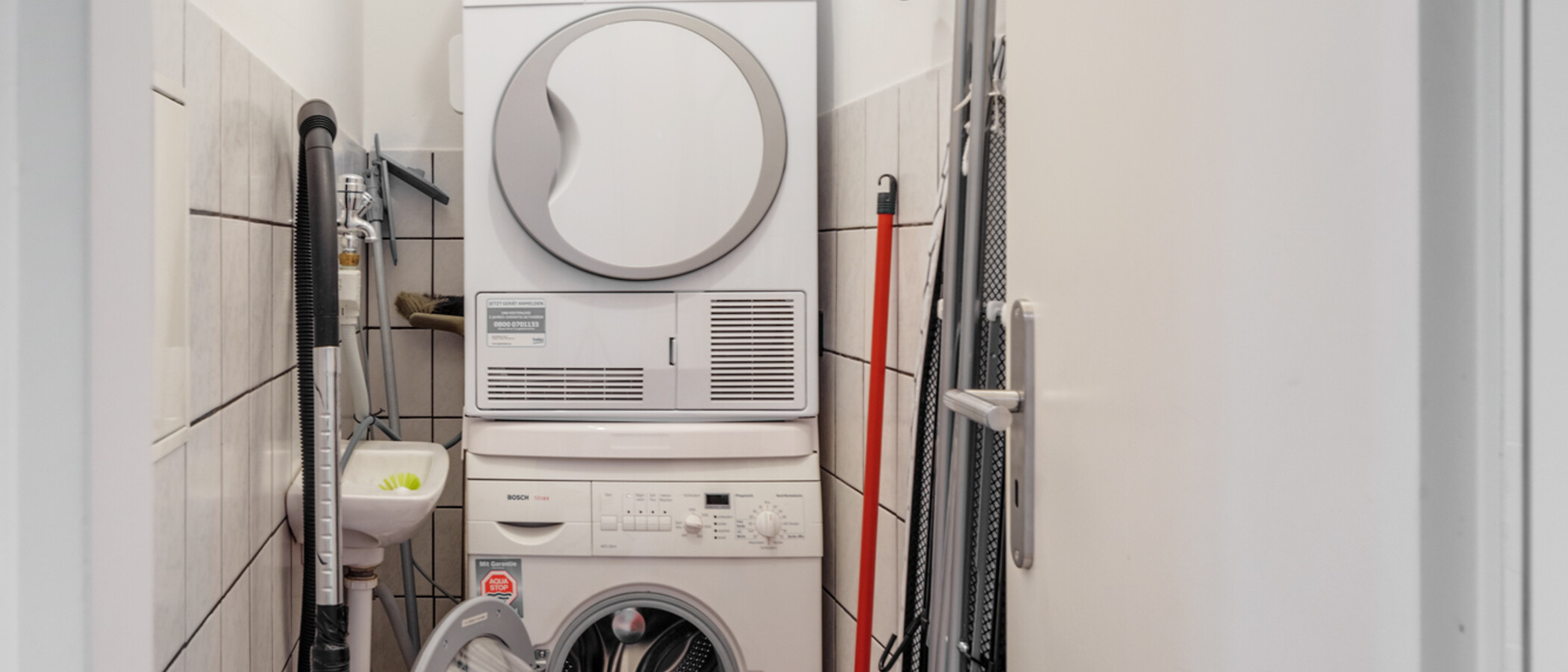 apartment München Maxvorstadt 01 storage room 12401