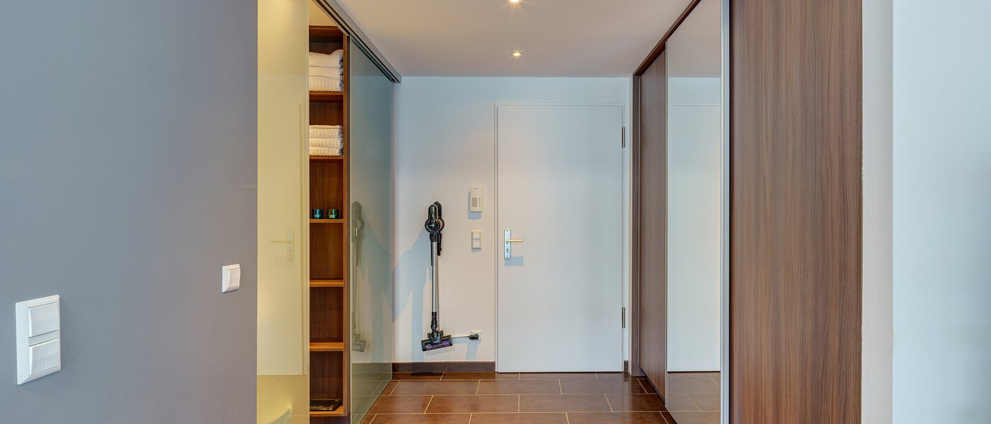 apartment München Ludwigsvorstadt 01 hall 12409