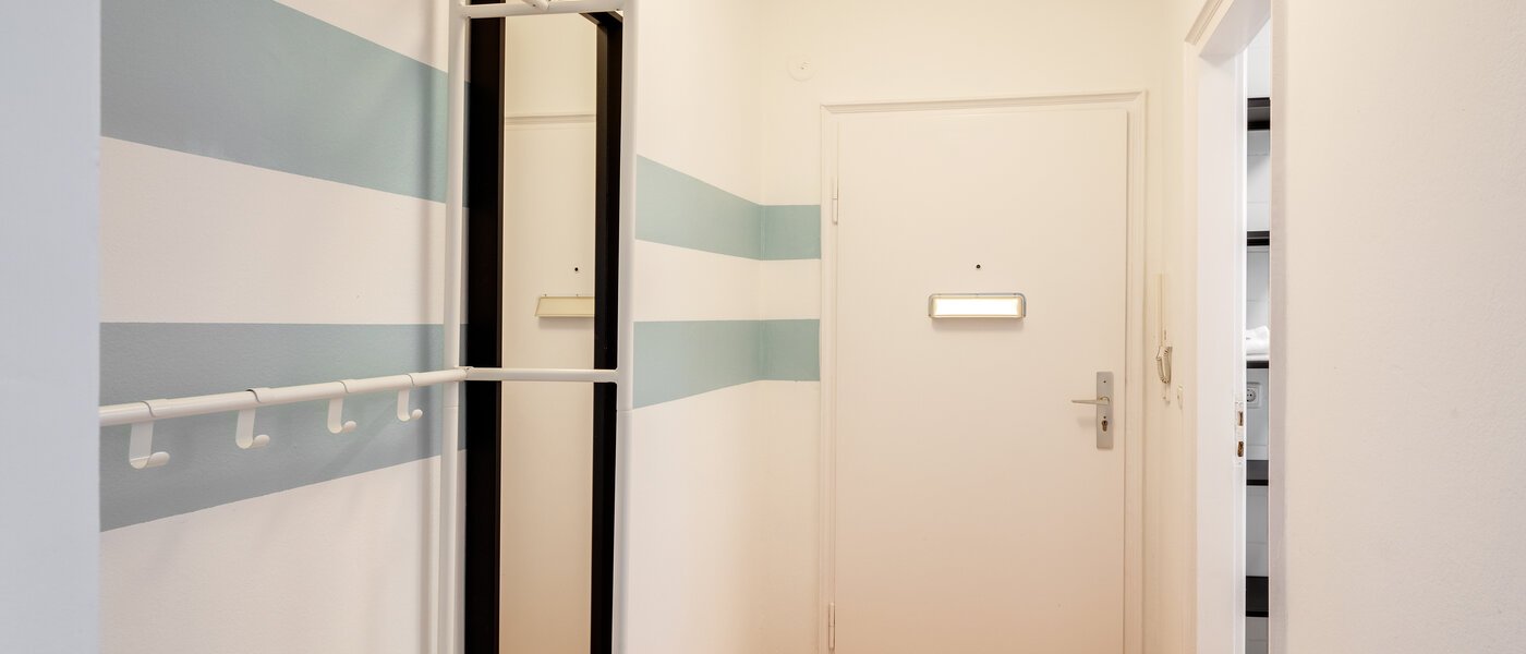 apartment München Neuhausen 01 hall 12413