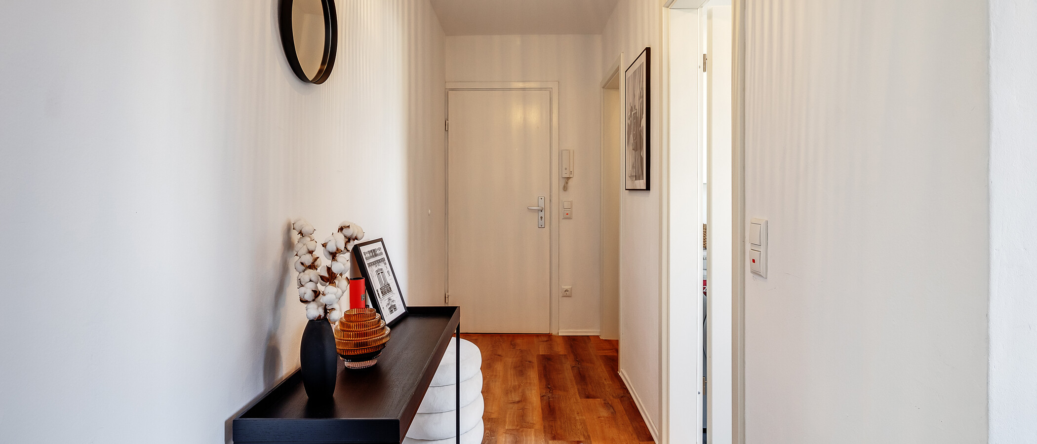 apartment München Neuhausen 02 hall 12418