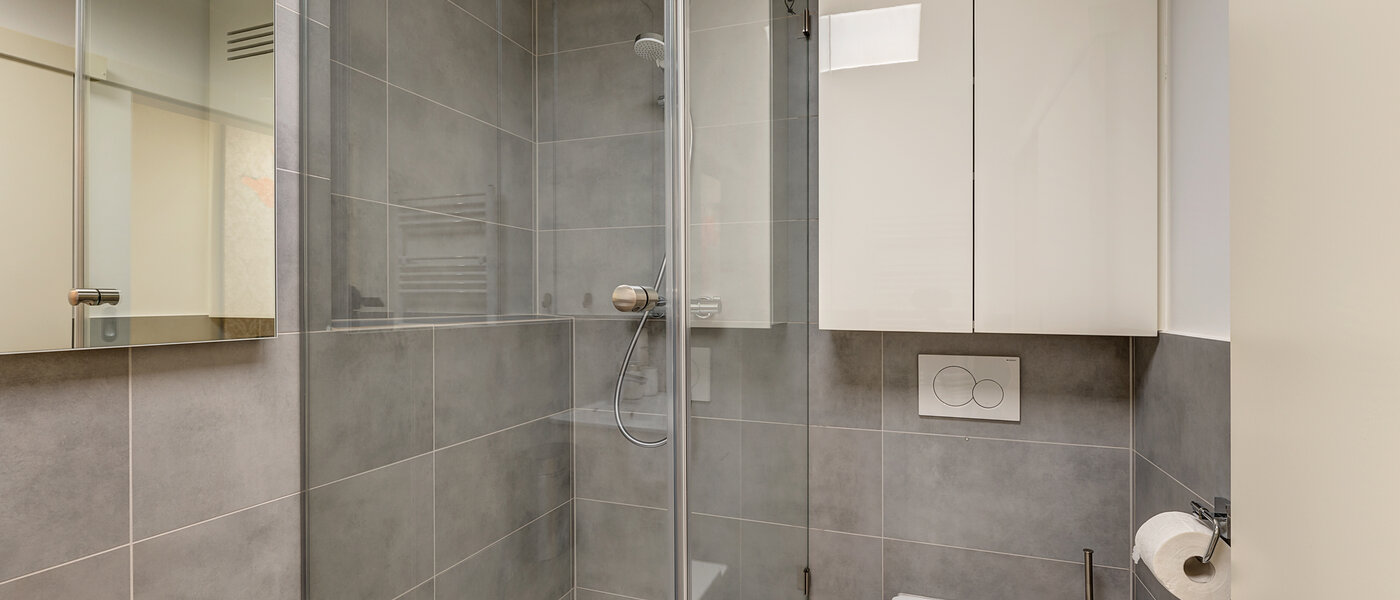 apartment München Schwanthalerhöhe 02 bathroom 12426