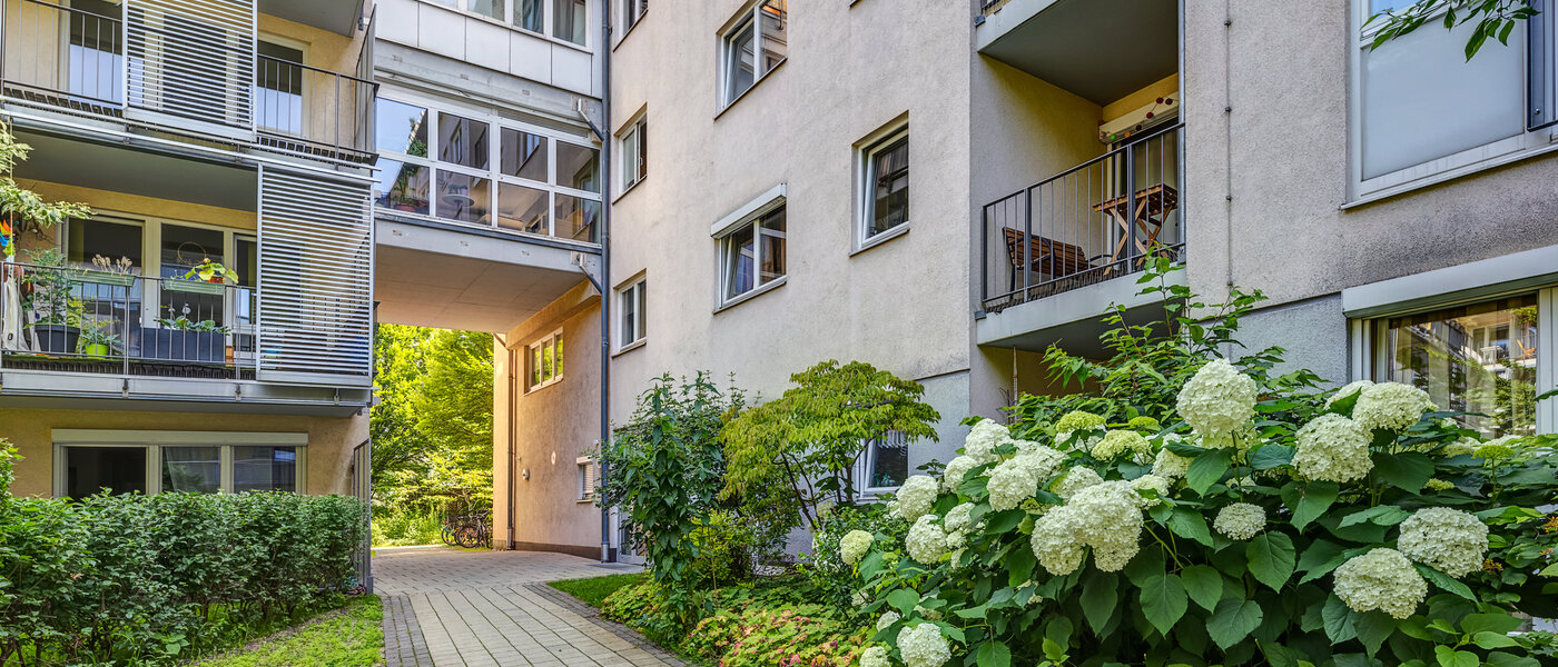 apartment München Schwanthalerhöhe 03 inner courtyard  12426