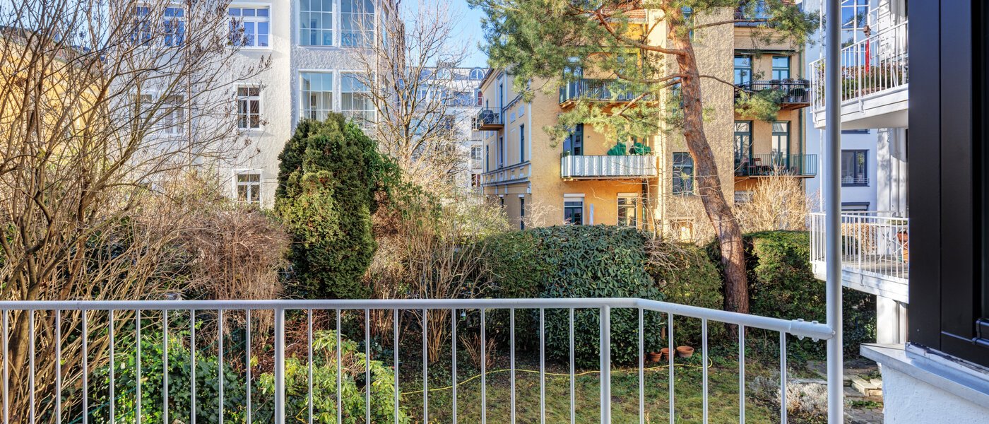 apartment München Schwabing 02 balcony 12436