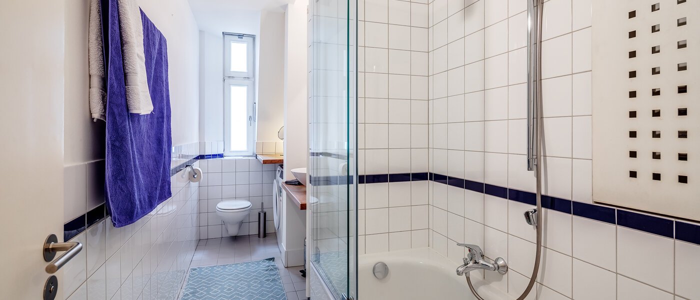 maisonette München Gärtnerplatzviertel 03 bathroom 12440