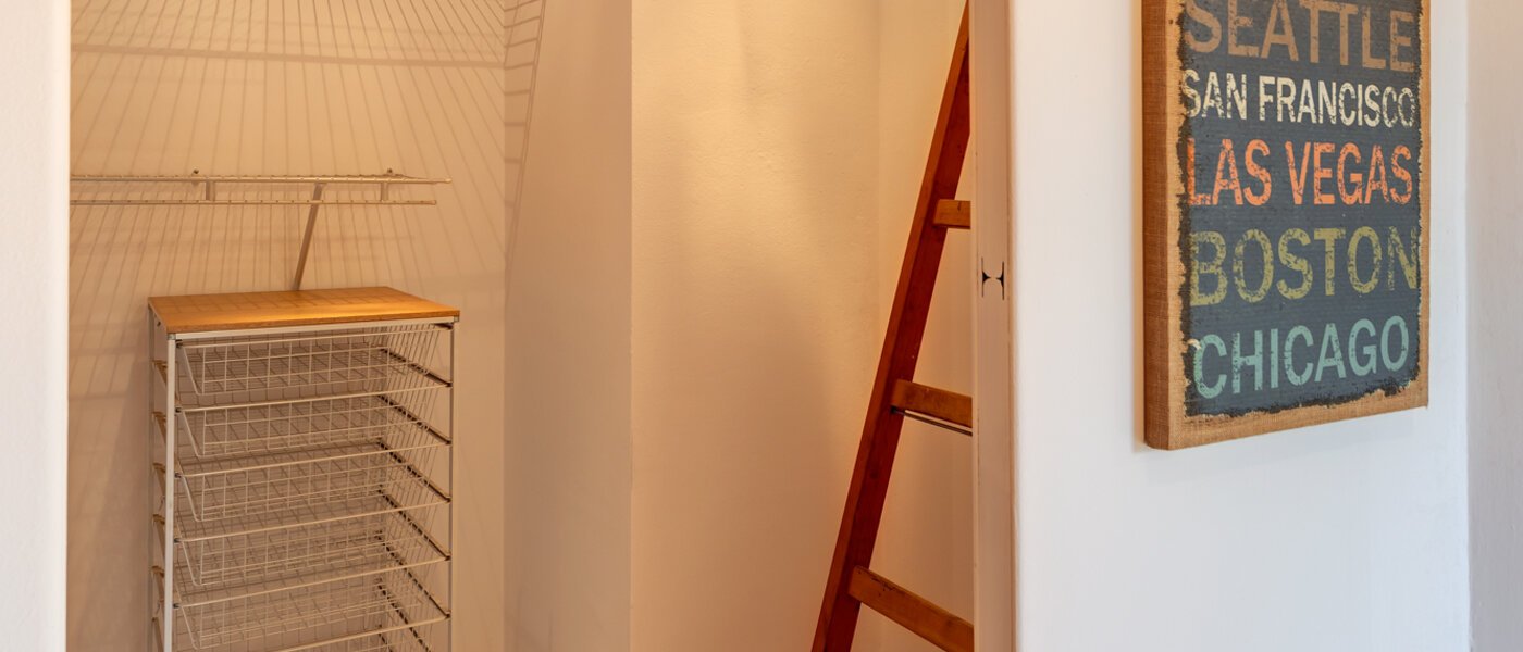 corner townhouse München Obersendling 04 2. bedroom 12456