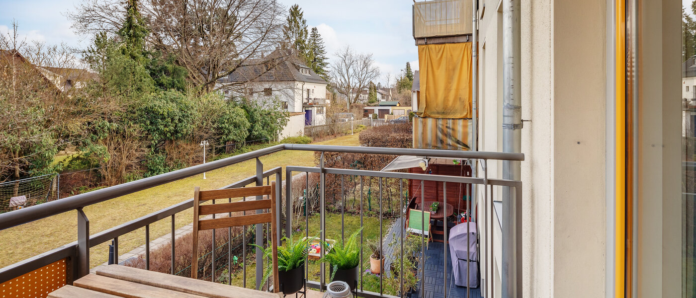 apartment München Westpark 02 balcony 12461