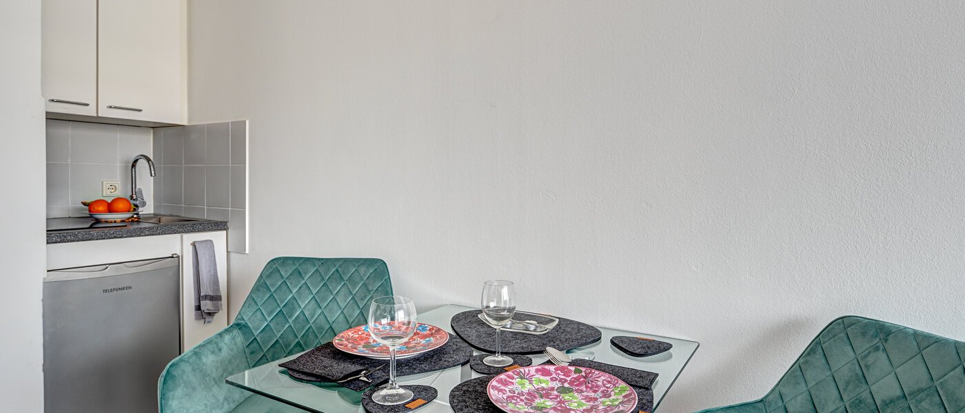 apartment München Isarvorstadt 03 living area 12468