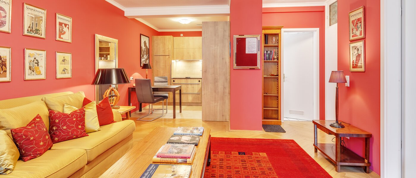 apartment München Maxvorstadt 02 living area 12472