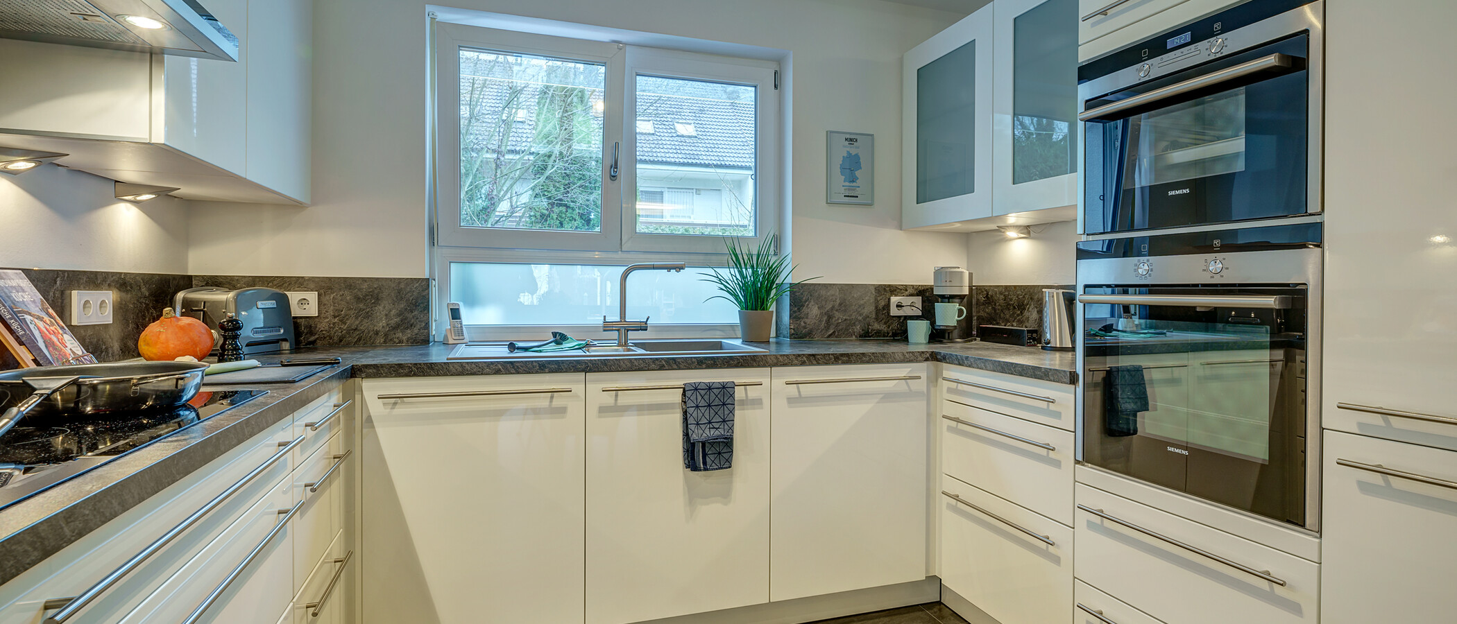 townhouse Baldham Vaterstetten 01 kitchen 12473