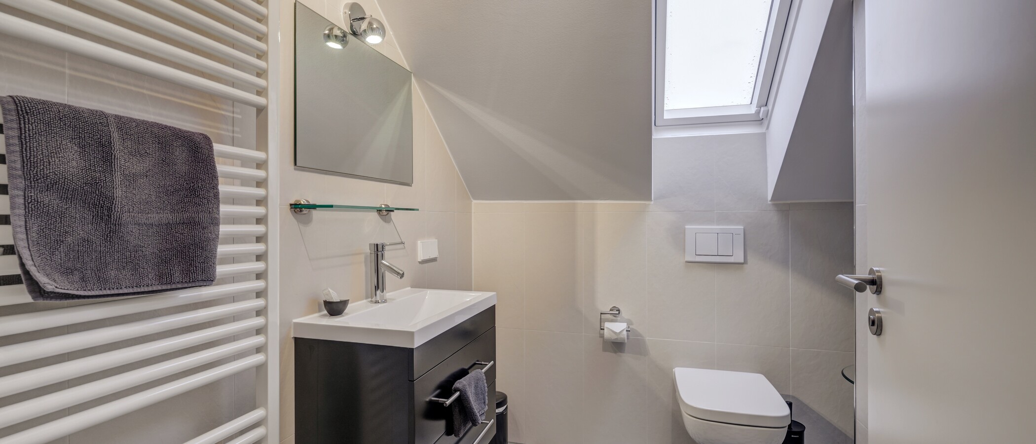 townhouse Baldham Vaterstetten 01 2. bathroom 12473