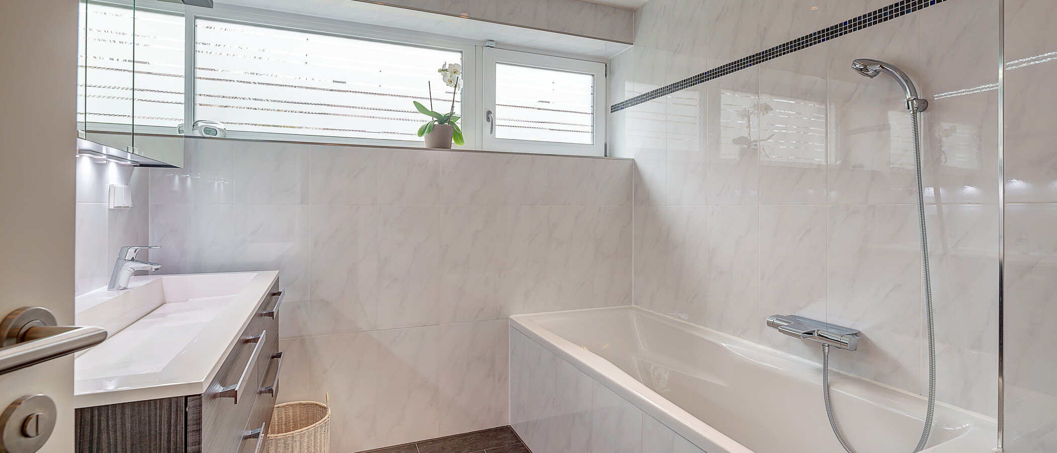townhouse Baldham Vaterstetten 01 1. bathroom 12473