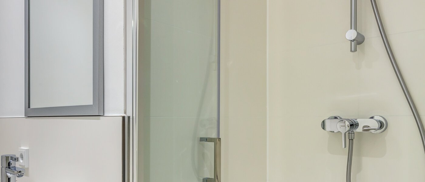 apartment München Schwabing 03 2. bathroom 12475