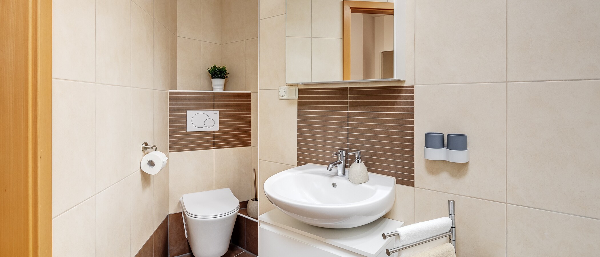 maisonette München Milbertshofen 02 bathroom 12485