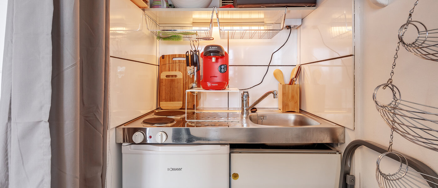 apartment München Arabellapark 02 kitchen 12513