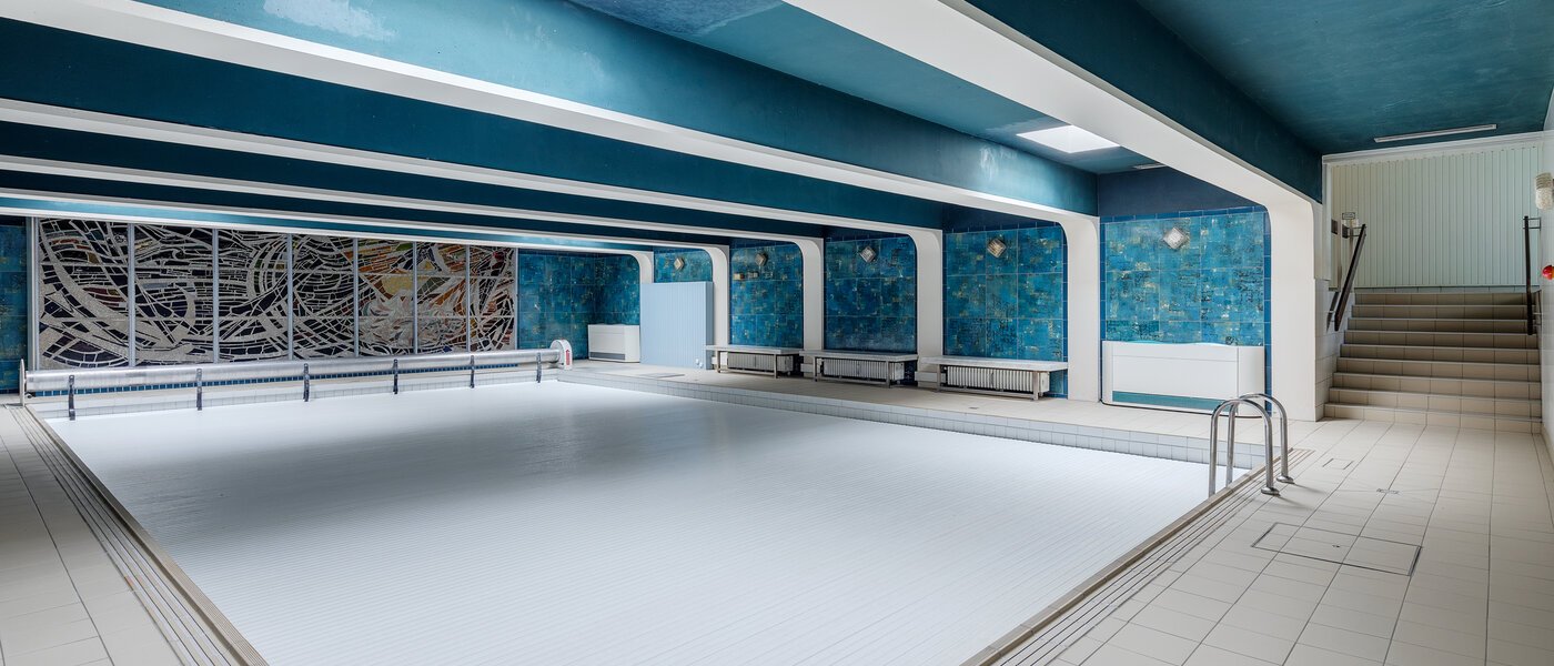 apartment München Arabellapark 02 pool 12513