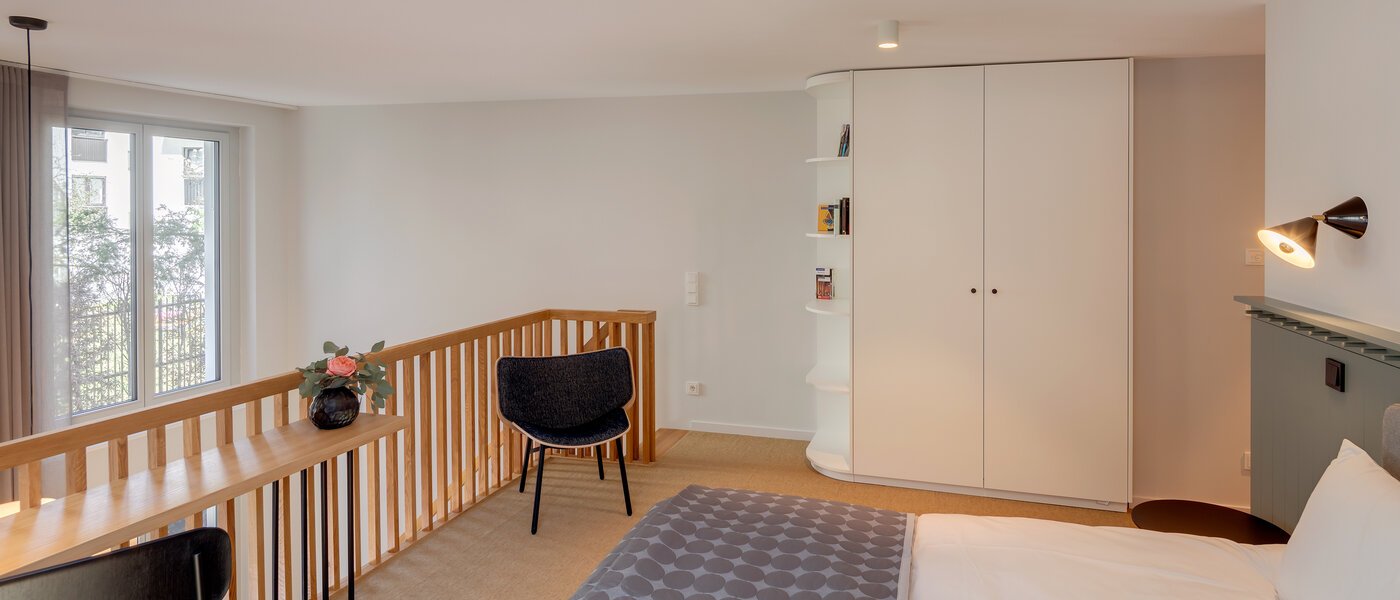 maisonette-gallery apartment München Herzogpark 03 sleeping area 12522