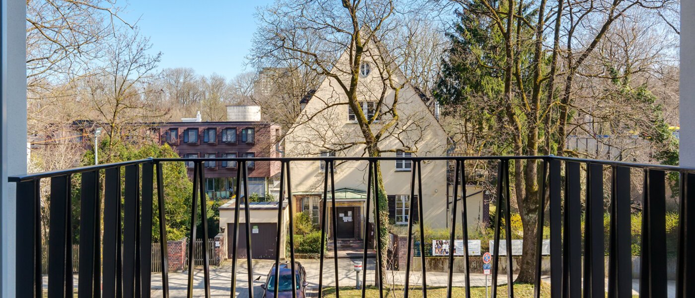 apartment München Herzogpark 01 balcony 12526