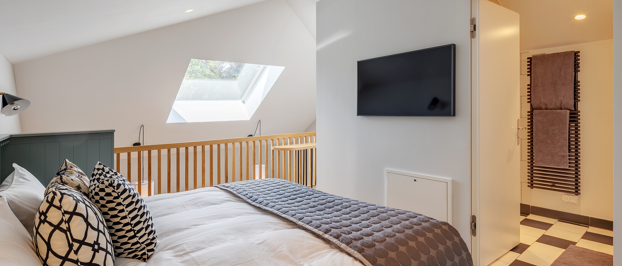 maisonette-gallery apartment München Herzogpark 04 sleeping area 12527