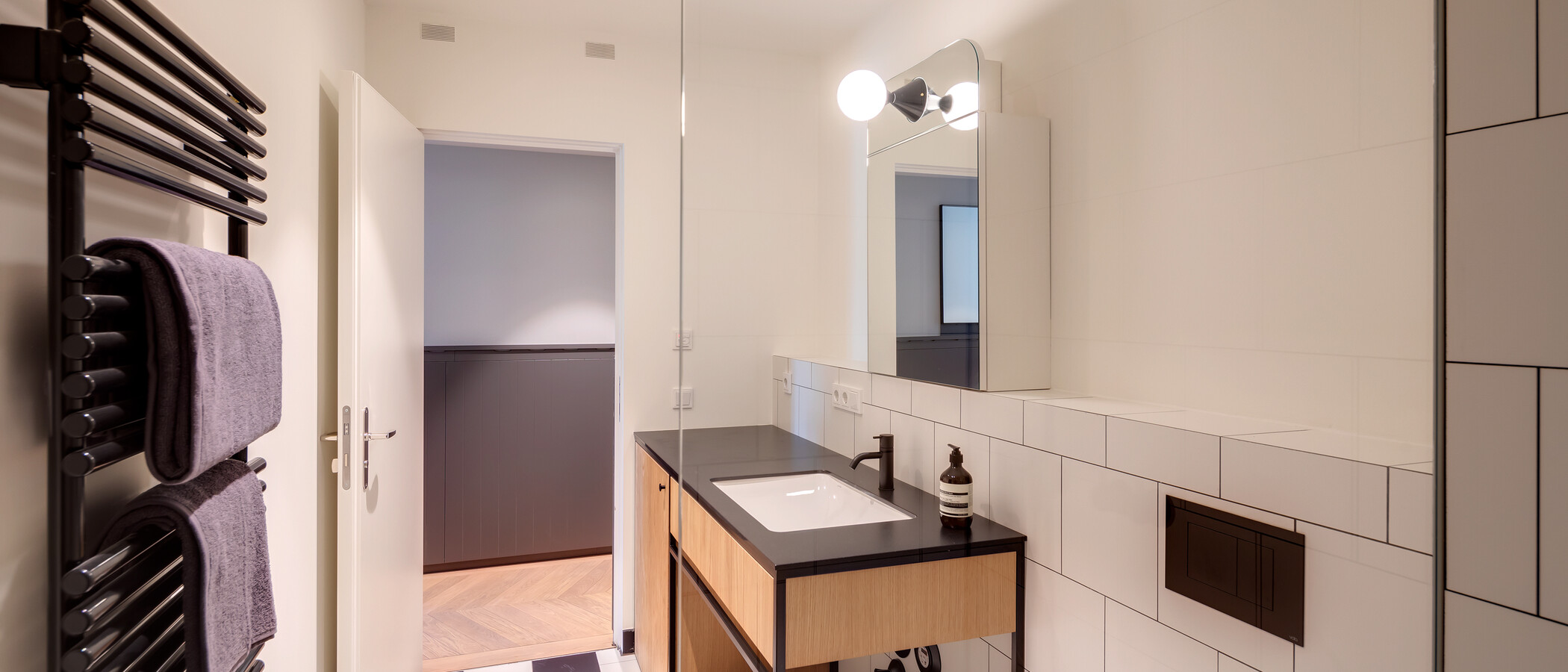 apartment München Herzogpark 03 bathroom 12528