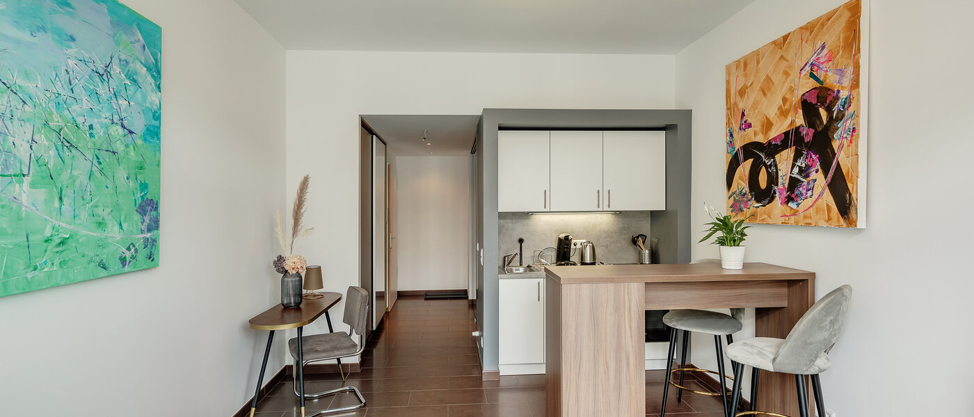 studio München Ludwigsvorstadt 03 living area 12534