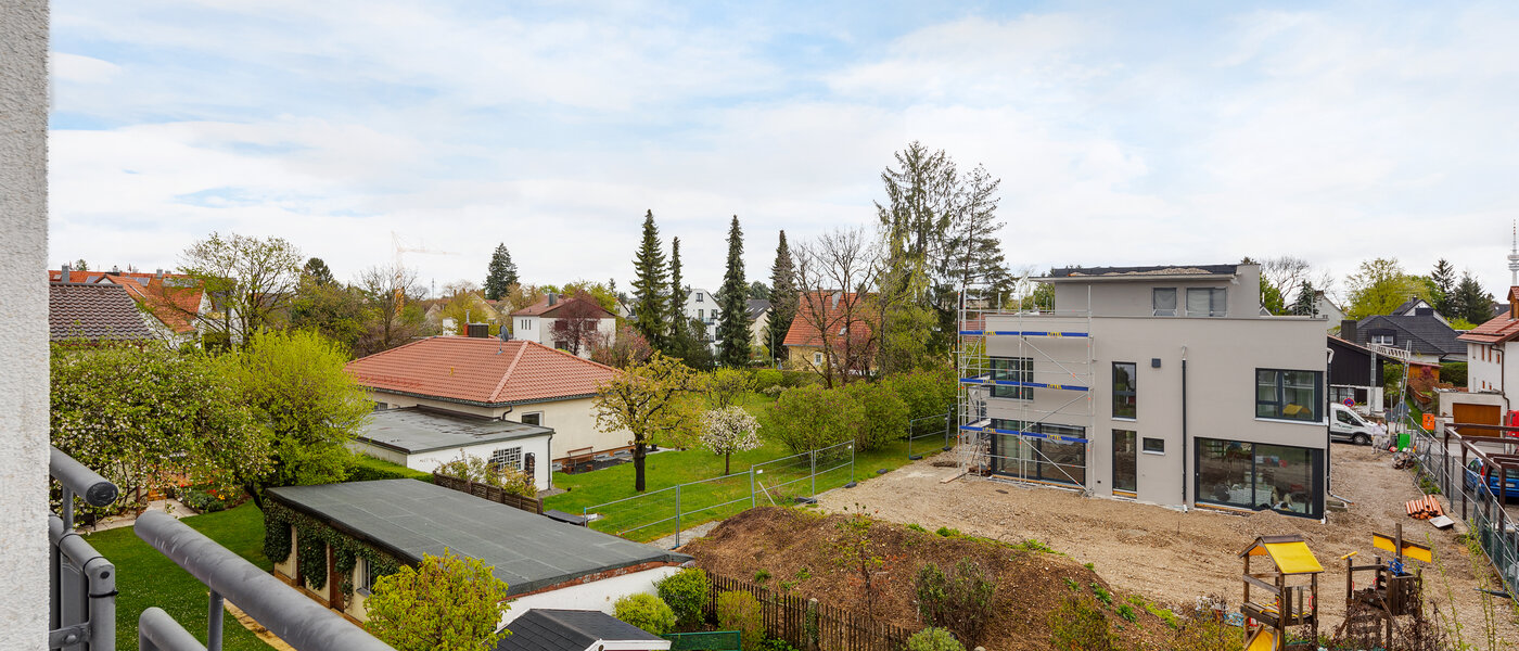 attic apartment München Lerchenau 02 view 12556