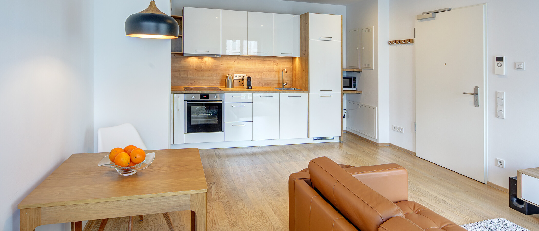 apartment München Maxvorstadt 01 living area 12562
