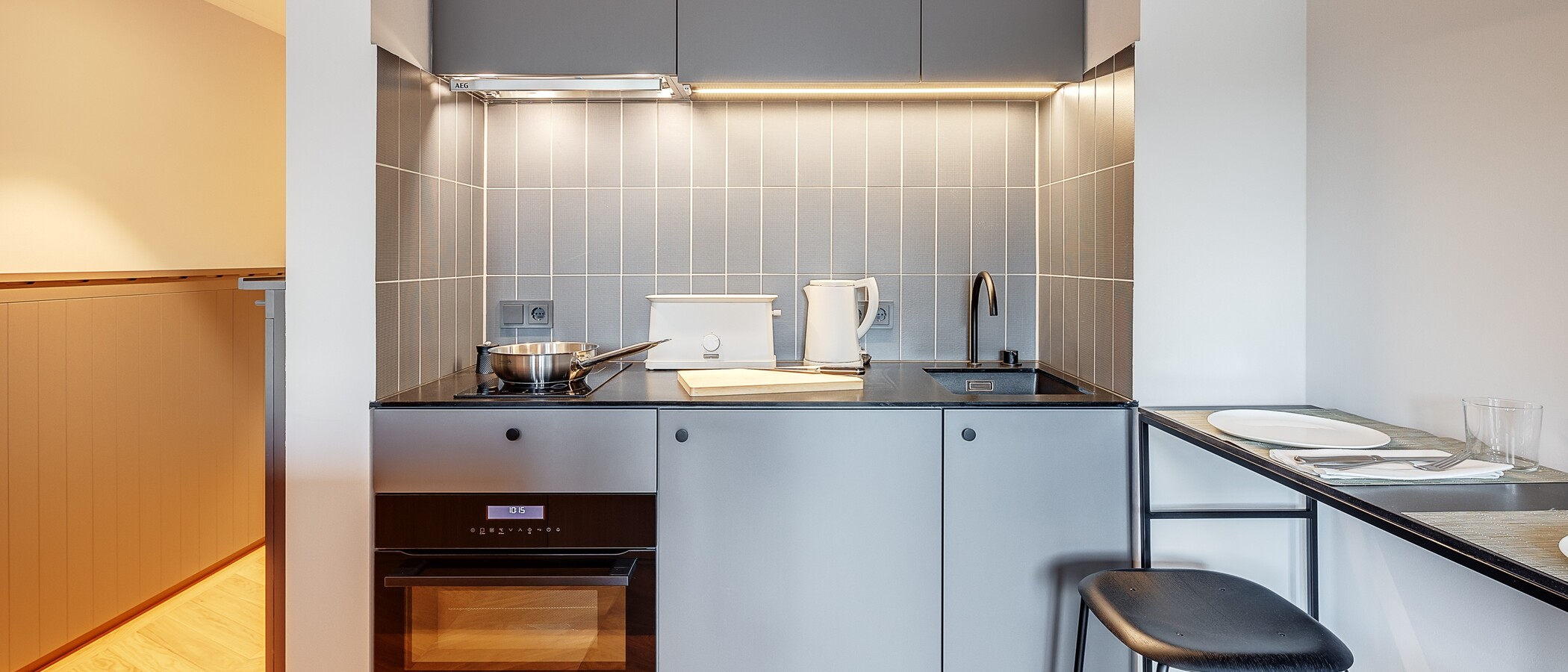 apartment München Herzogpark 01 kitchen 12566
