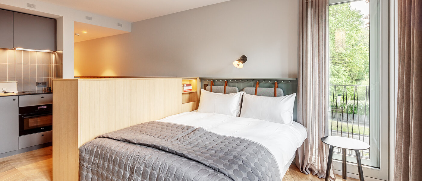 apartment München Herzogpark 01 sleeping area 12567