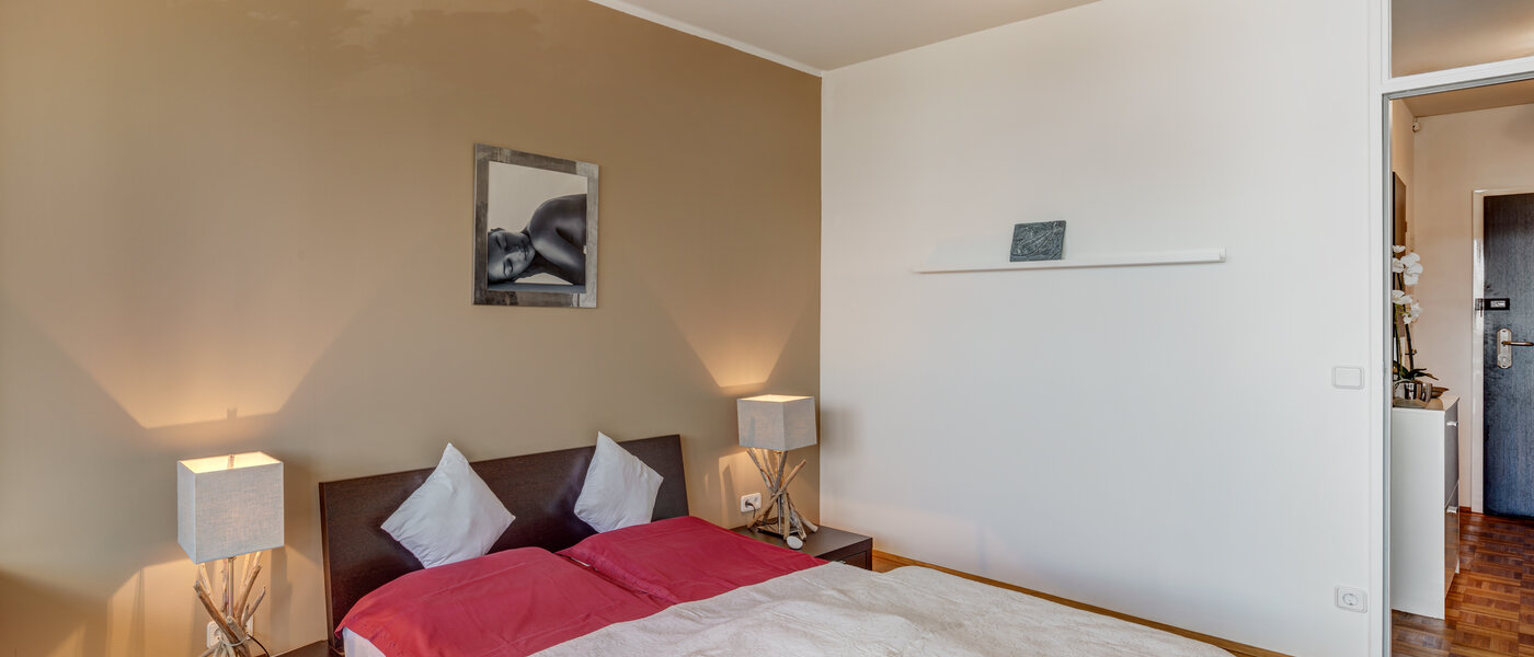 apartment München Arabellapark 02 bedroom 12568