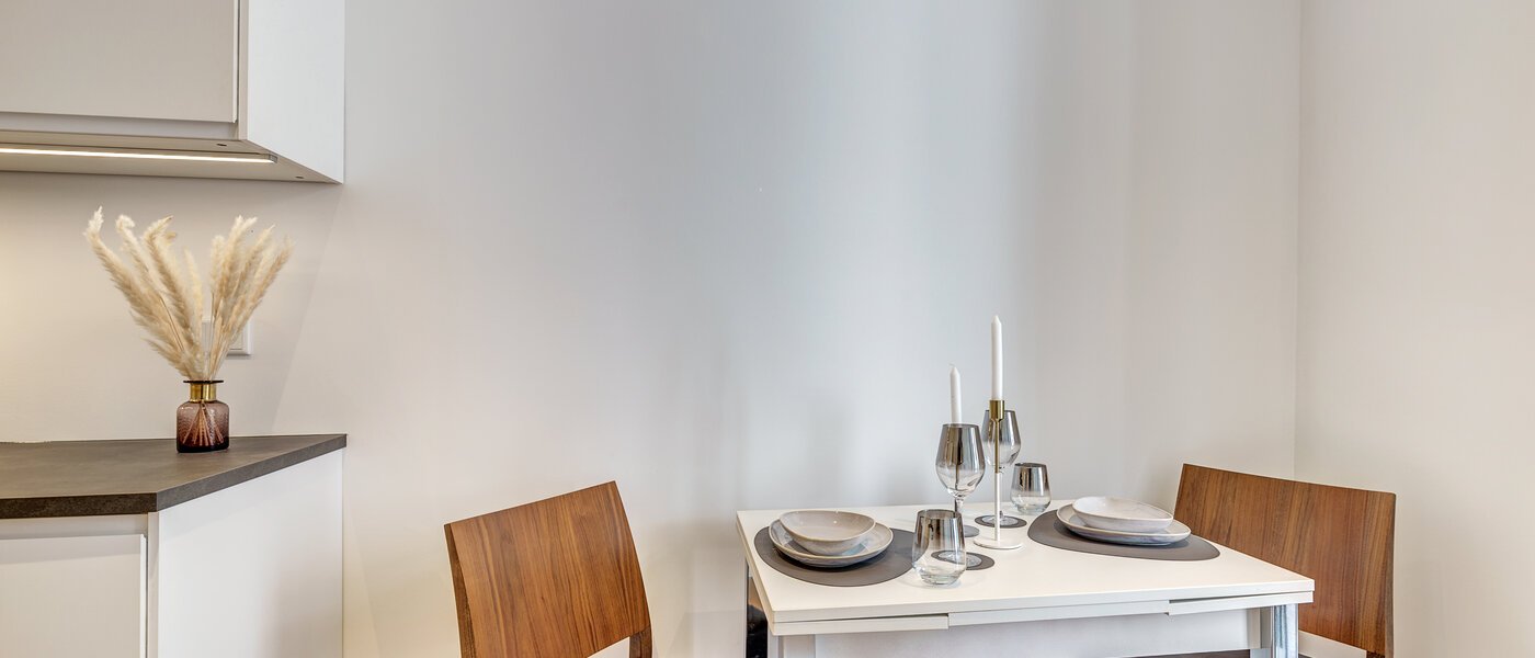 apartment München Neuhausen 02 kitchen 12582