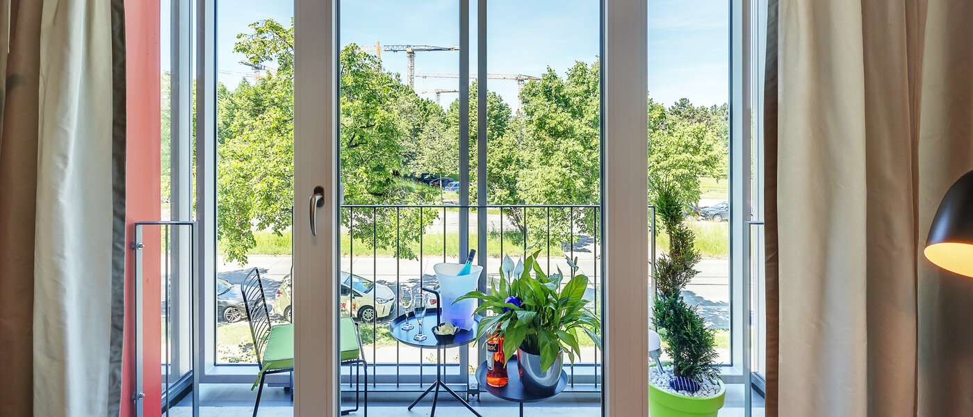 studio München Schwabing-West (rund um den Hohenzollernplatz) 04 loggia 12583