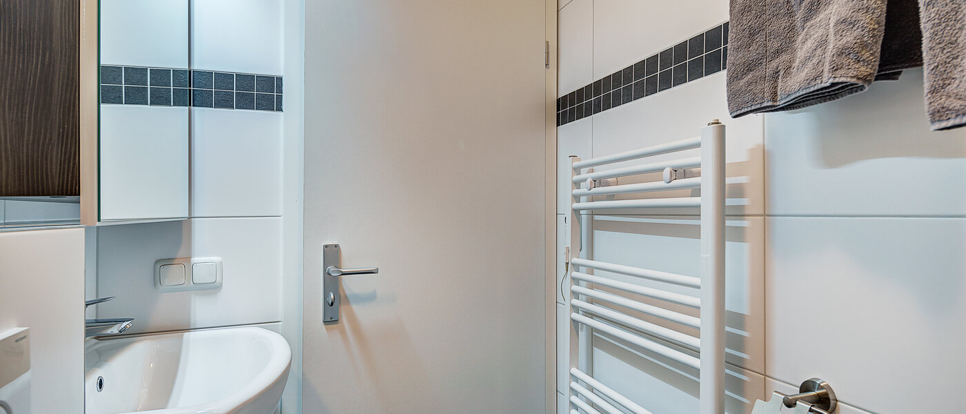 apartment München Untersendling 02 bathroom 12584