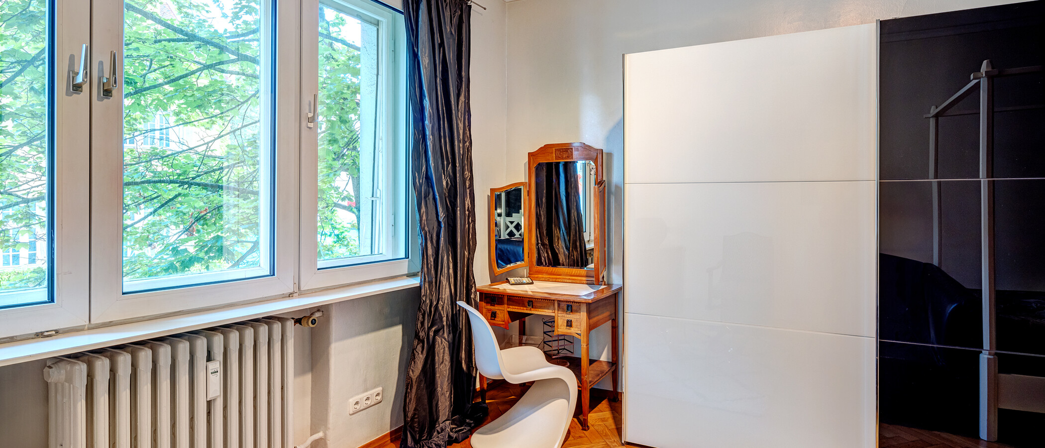apartment München Schwabing 04 2. bedroom 12591