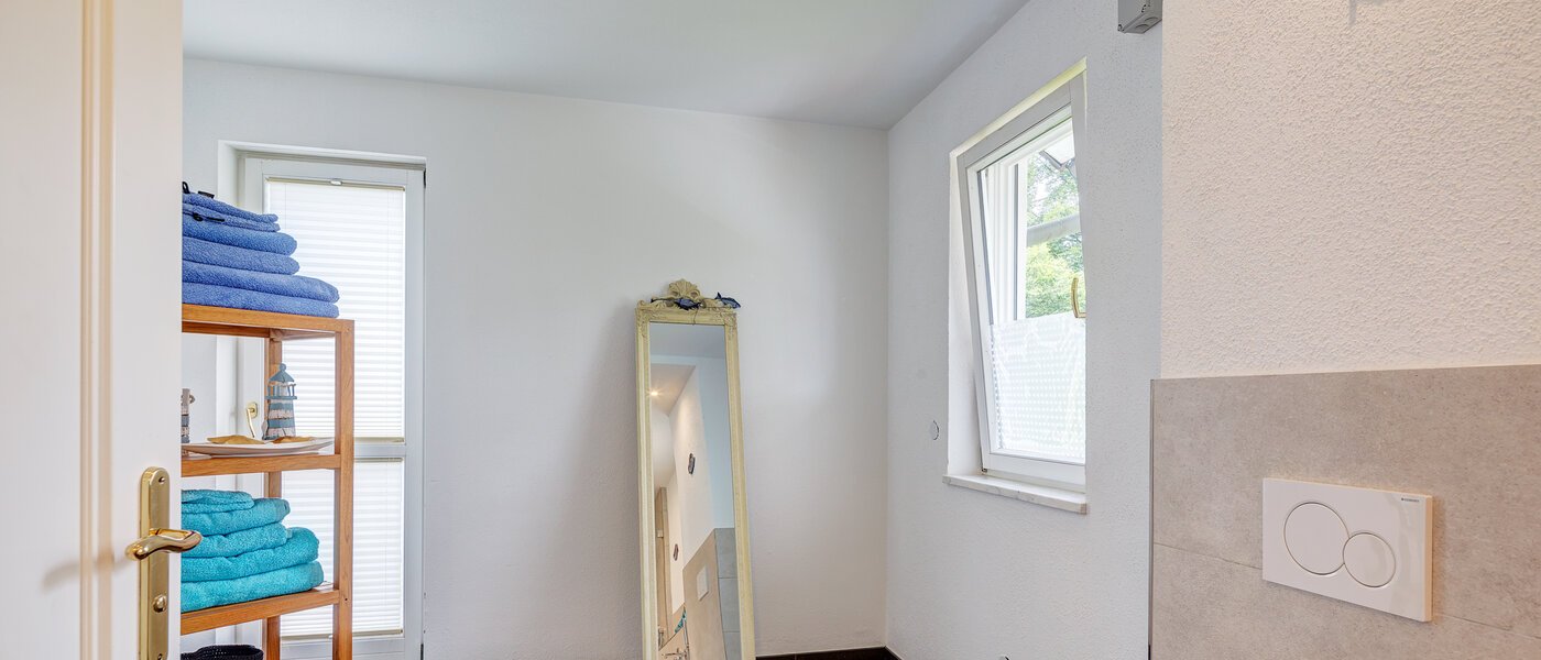 semi-detached house Gauting 03 1. bathroom 12610