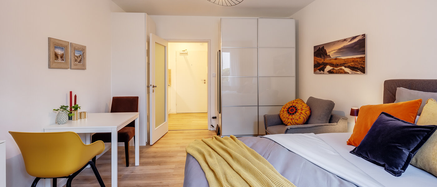 apartment München Haidhausen 03 living area 12613