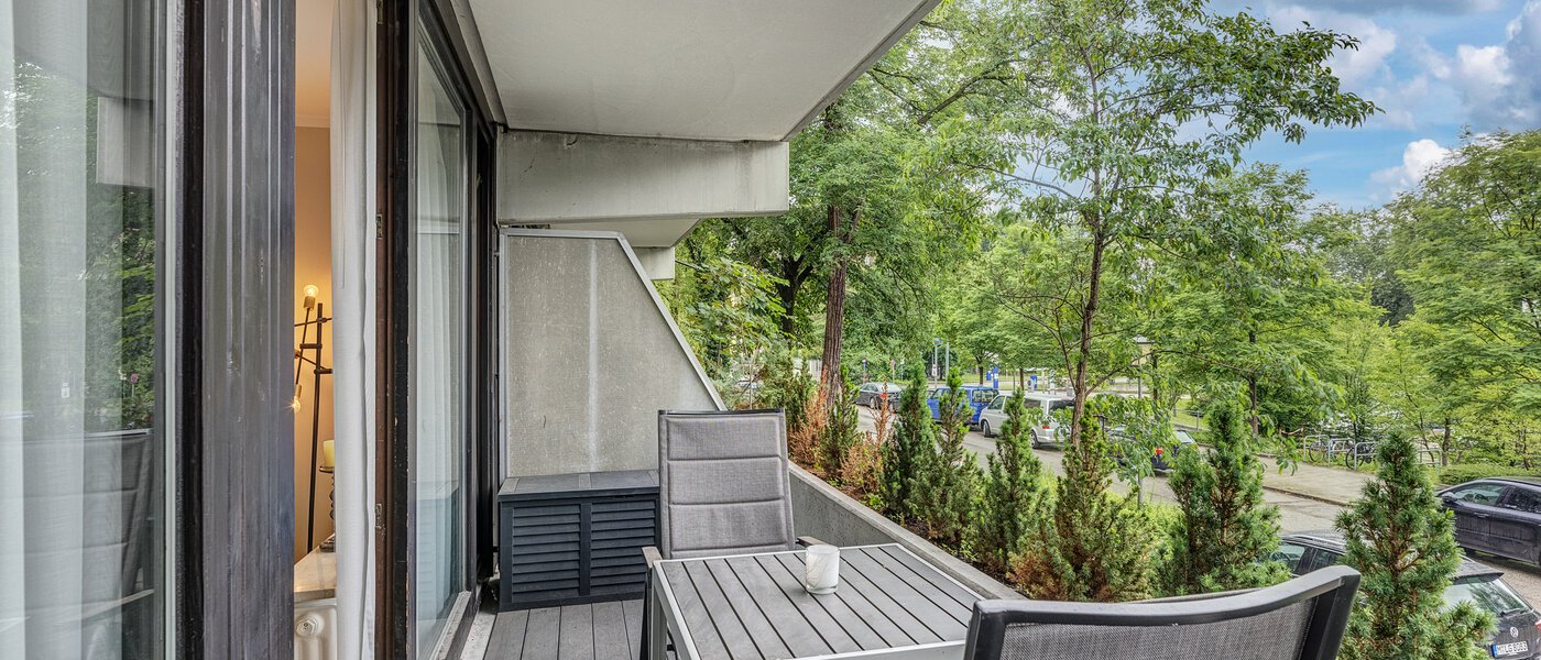 apartment München Nymphenburg 01 balcony 12614