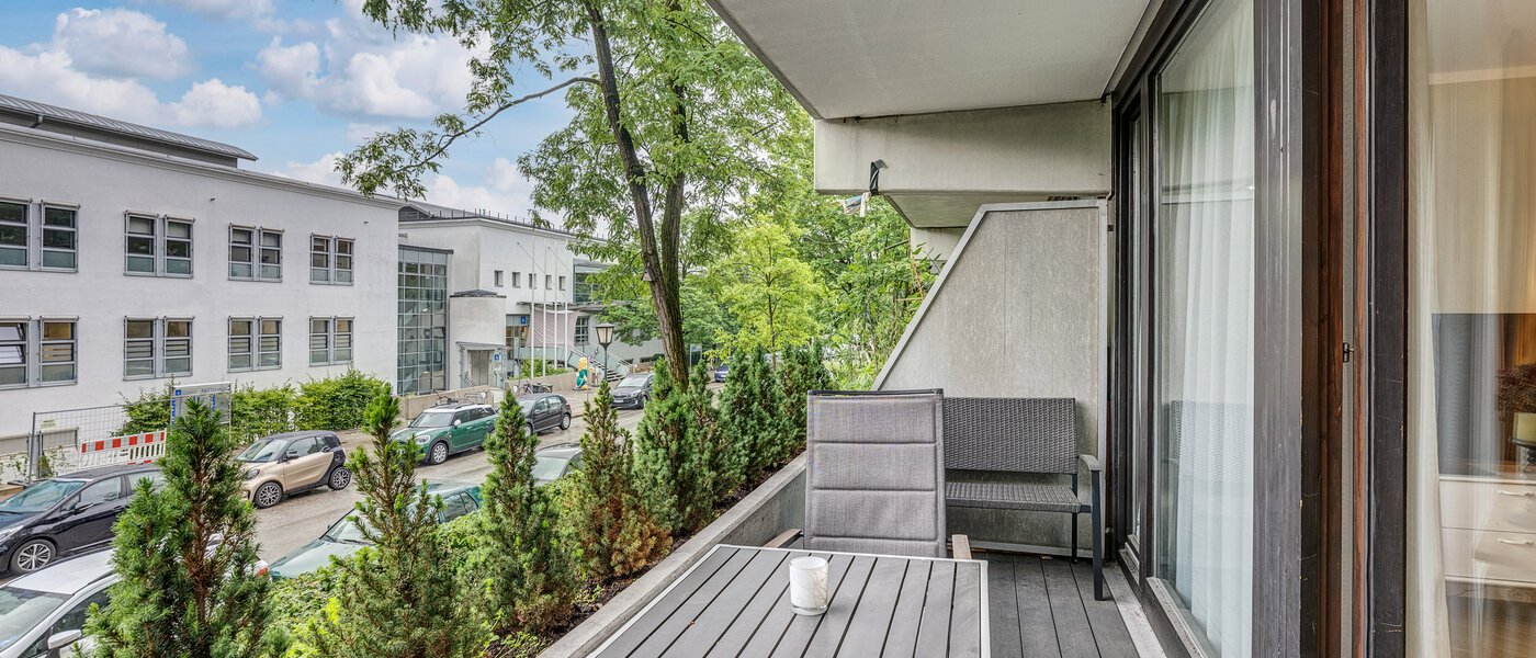 apartment München Nymphenburg 02 balcony 12614